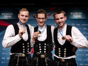 Die Sieger der Meisterschaft Bauhandwerk 2024: Zimmerer