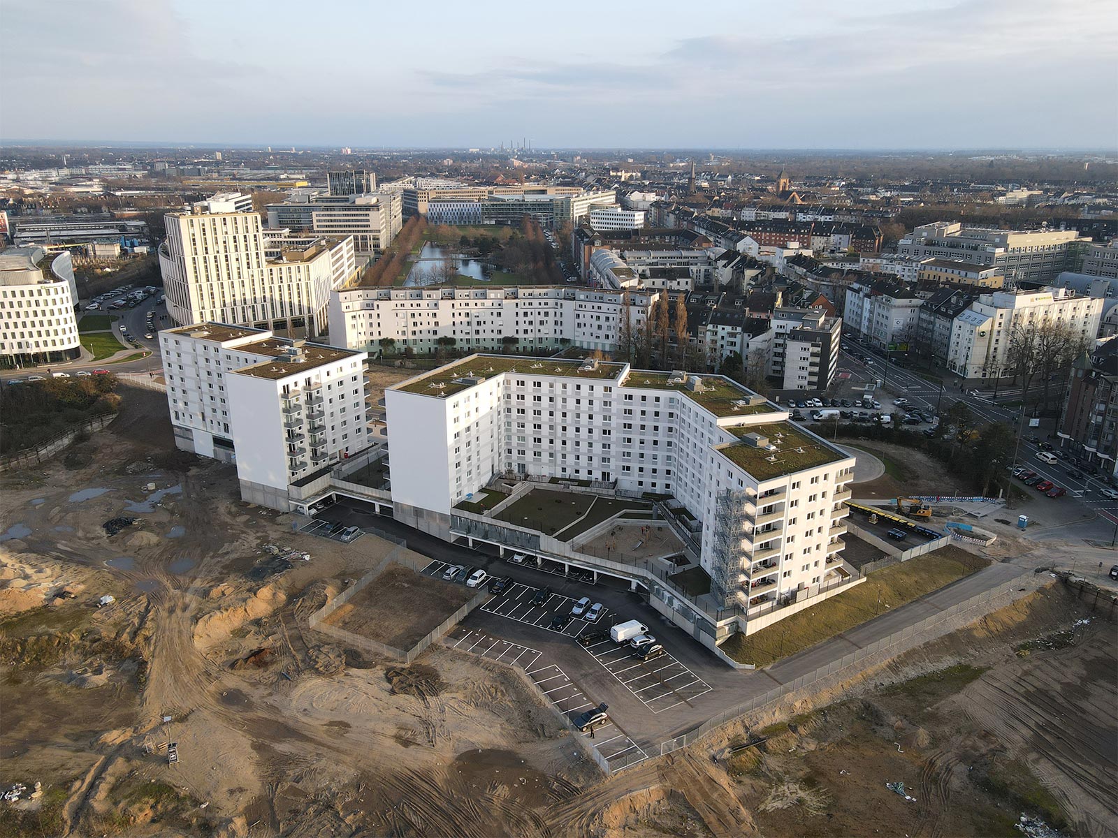 Mehrfamilienhaus Grand Central in Düsseldorf aus der Luftperspektive