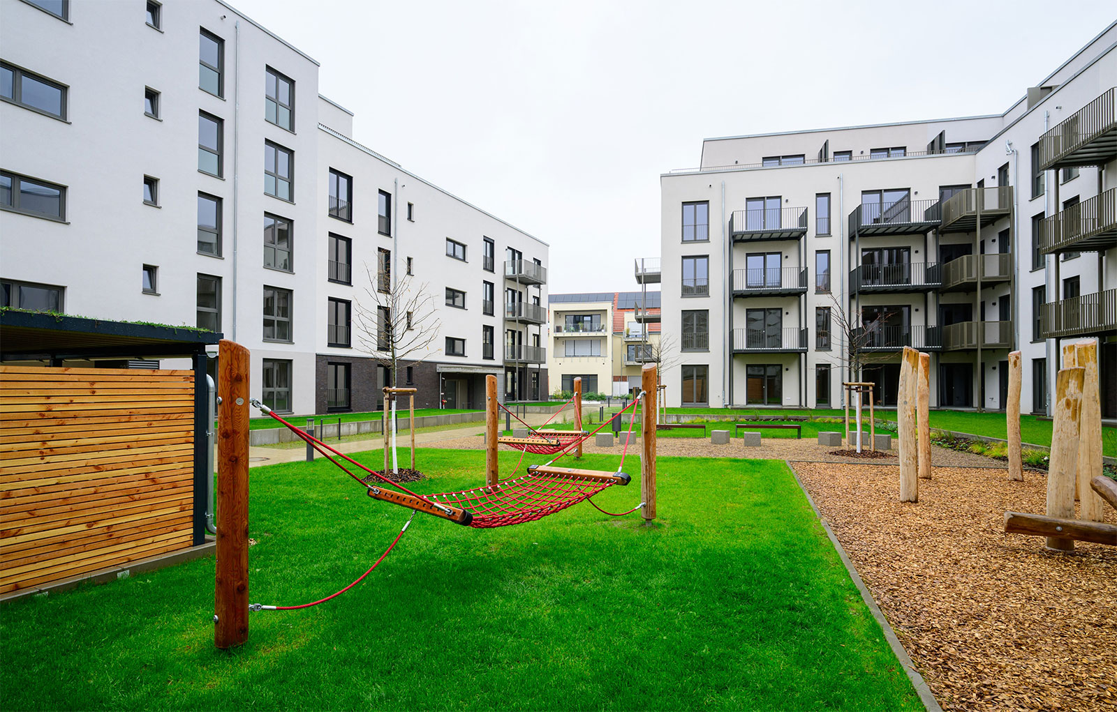 Innenhof mit Spielplatz des Neubaus Lagarde 8 in Bamberg