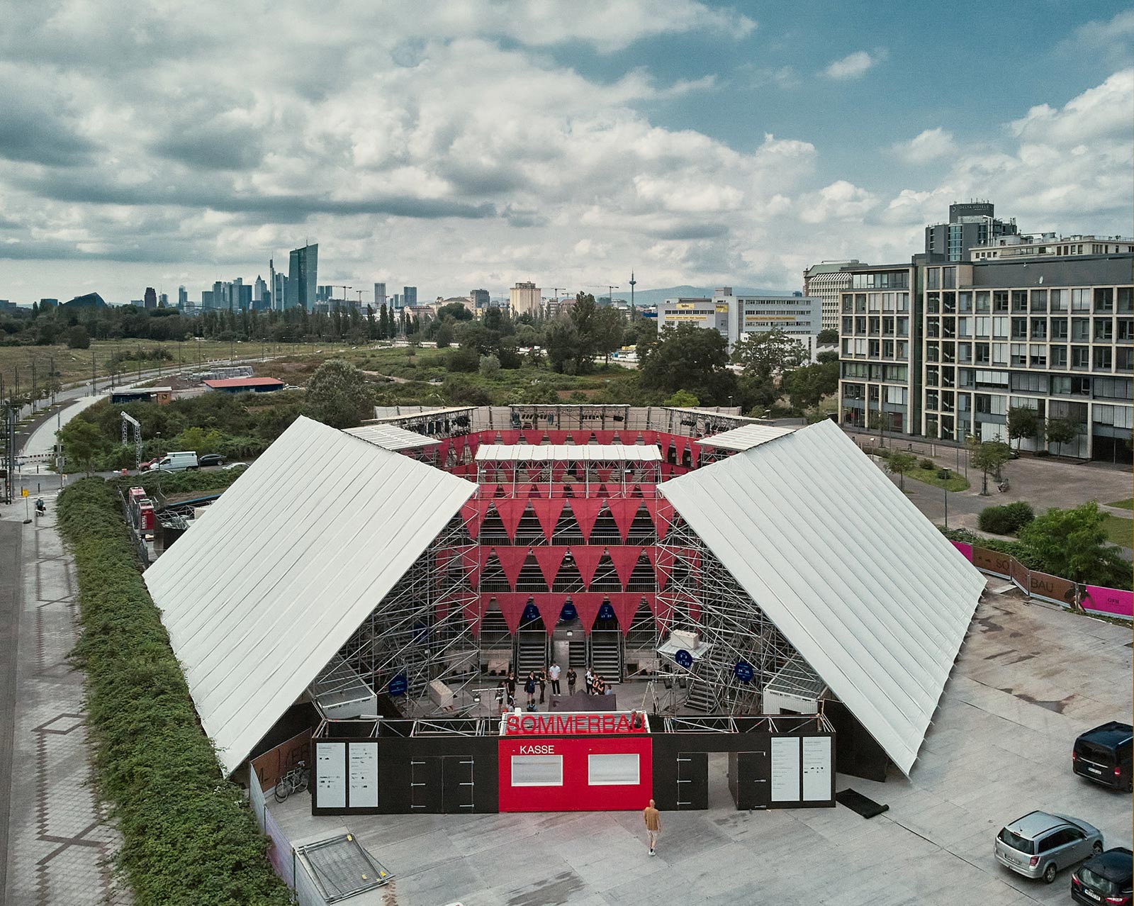Sommerau Mousonturm Frankfurt: Bild des Freilichttheaters