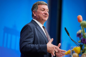 Bild von Bayerns Bauminister Christian Bernreiter